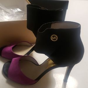 Micheal Kors heels
